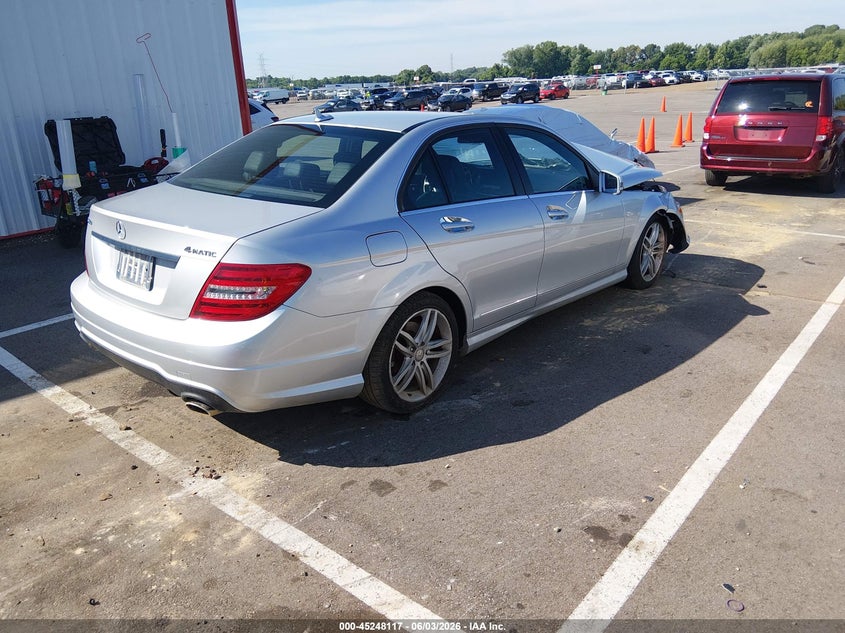 2012 Mercedes-benz C-klasse VIN WDDGF8BB7CA654380 IAAI salvage auction — FRONT END, Clear (Tennessee), sold $450 on 2026-08-11 (photo 4)