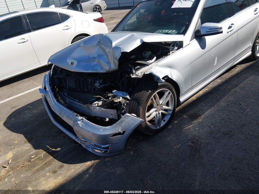 2012 Mercedes-benz C-klasse VIN WDDGF8BB7CA654380 IAAI salvage auction — FRONT END, Clear (Tennessee), sold $450 on 2026-08-11 (photo 6)