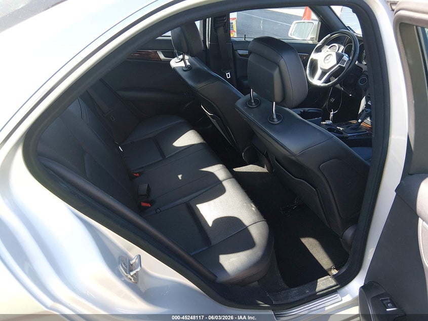 2012 Mercedes-benz C-klasse VIN WDDGF8BB7CA654380 IAAI salvage auction — FRONT END, Clear (Tennessee), sold $450 on 2026-08-11 (photo 8)