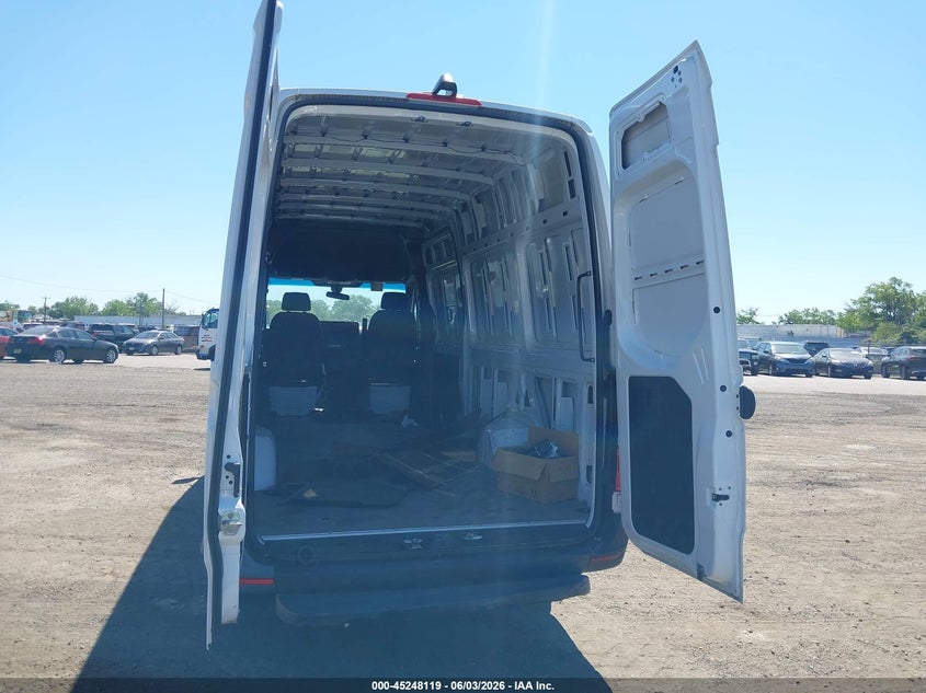 2021 Mercedes-benz Sprinter VIN W1W40CHY3MT052731 IAAI salvage auction — NORMAL WEAR, Clear (New Jersey), sold $3,100 on 2026-07-06 (photo 8)