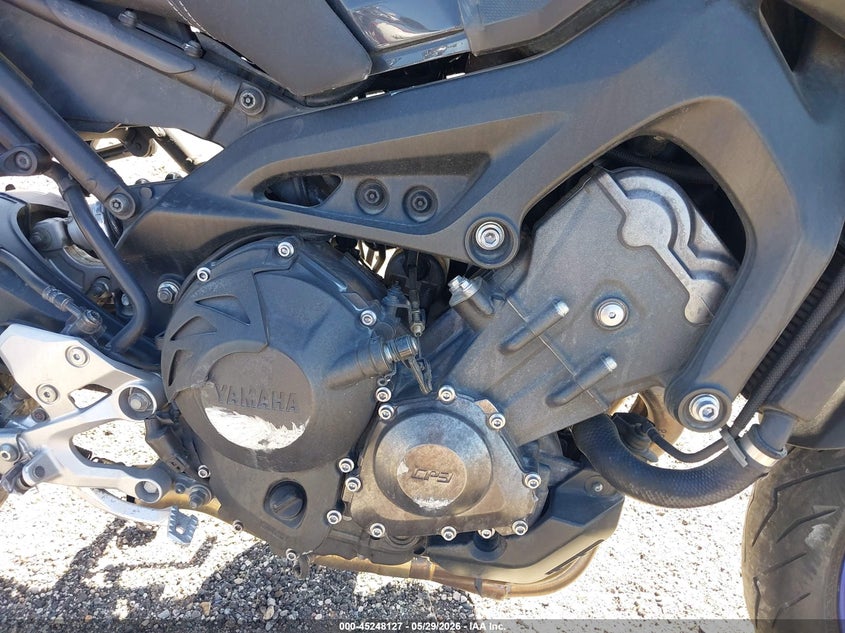 2014 Yamaha Fz VIN JYARN33Y6EA000884 IAAI salvage auction — RIGHT SIDE, Salvage Title, sold $2,850 on 2026-07-21 (photo 8)