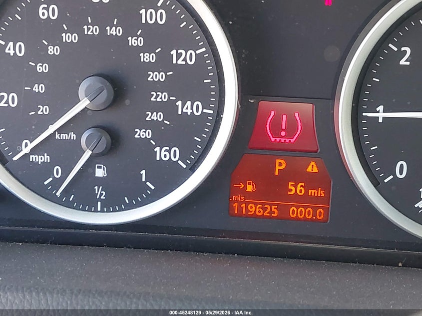2004 BMW 6 series VIN WBAEH73494B190877 IAAI salvage auction — FRONT END, Clear (New York), sold $500 on 2026-07-14 (photo 7)