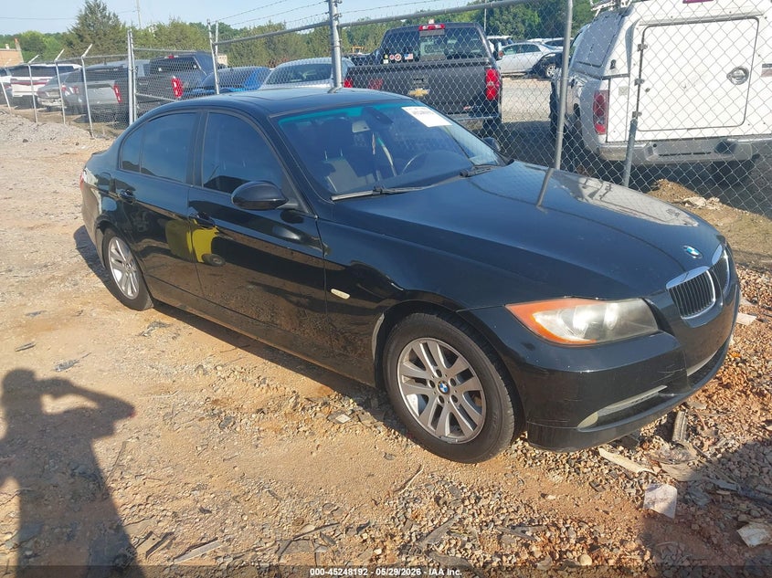 2007 BMW 3er VIN WBAVA33527KX81868 IAAI salvage auction — REAR END, Salvage (North Carolina), sold $250 on 2026-07-06 (photo 1)