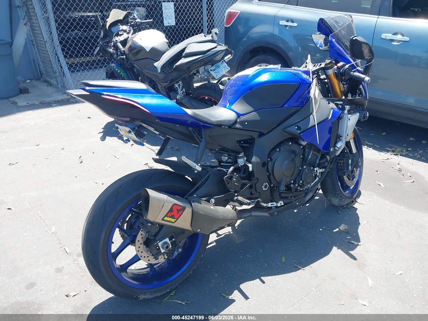 2018 Yamaha Yzf VIN JYARN39Y4JA001517 IAAI salvage auction — FRONT END, Salvage Certificate (California), sold $4,150 on 2026-07-08 (photo 4)