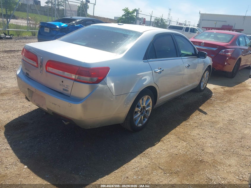 2012 Lincoln Mkz VIN 3LNHL2JC4CR827627 IAAI salvage auction — NORMAL WEAR, Clear (Wisconsin), sold $400 on 2026-07-10 (photo 4)