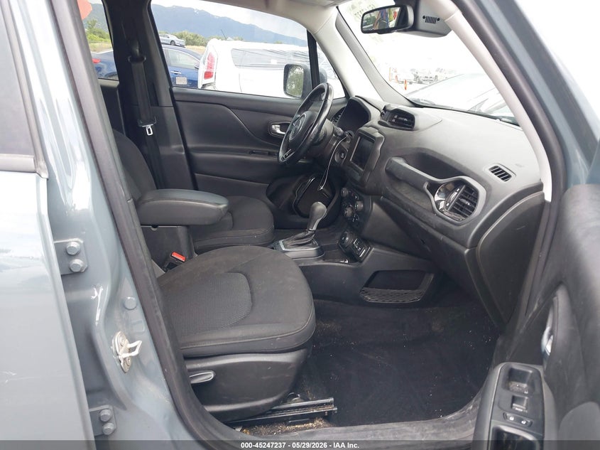 2018 Jeep Renegade VIN ZACCJBBB5JPH46976 IAAI salvage auction — RIGHT SIDE, Salvage Title, sold $2,000 on 2026-07-23 (photo 5)