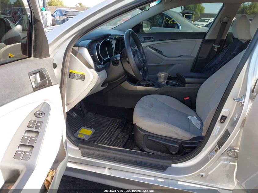 2014 Kia Optima VIN KNAGM4A76E5477013 IAAI salvage auction — THEFT, Salvage Title, sold $450 on 2026-07-17 (photo 5)