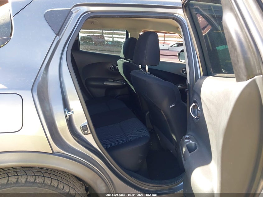 2015 Nissan Juke VIN JN8AF5MR4FT513126 IAAI salvage auction — NORMAL WEAR, Clear-Dealer Only (Arizona), sold $1,200 on 2026-07-14 (photo 8)