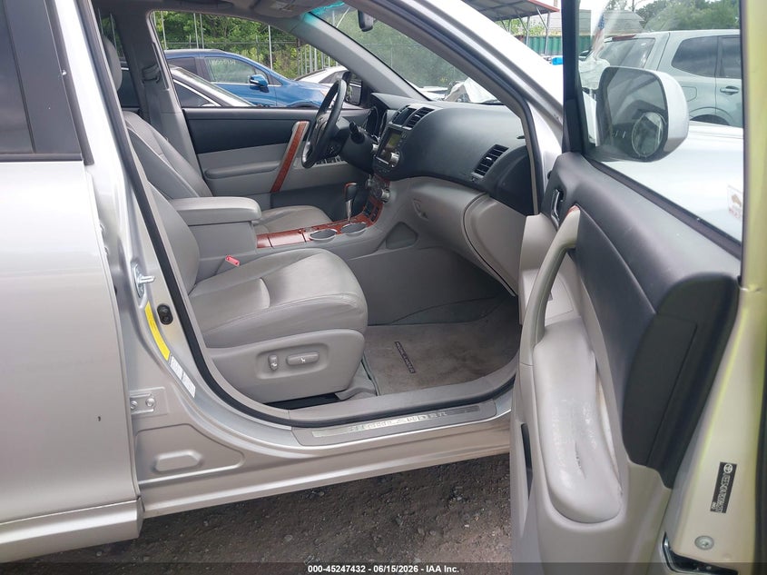 2008 Toyota Highlander VIN JTEES42A782086237 IAAI salvage auction — NORMAL WEAR, Clear (Maryland), sold $4,050 on 2026-07-28 (photo 5)