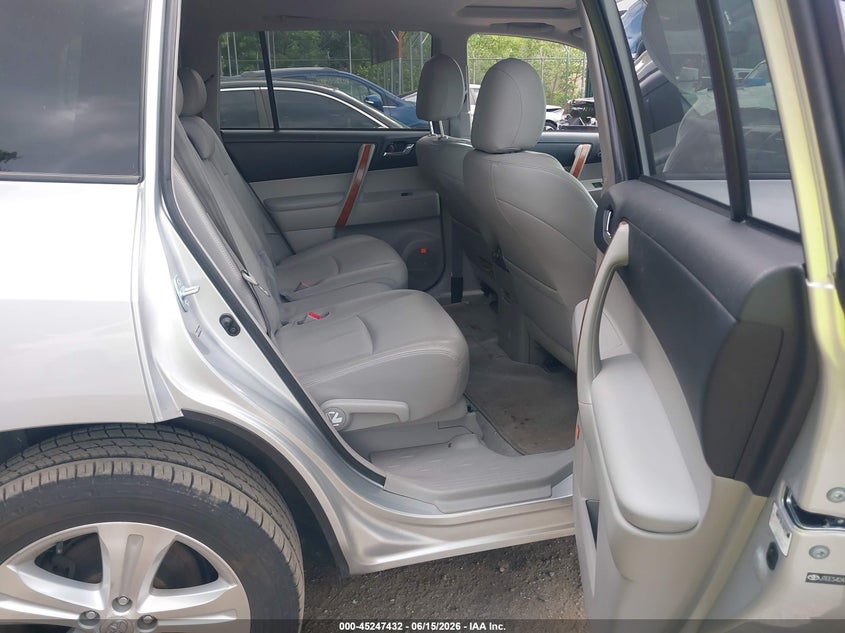 2008 Toyota Highlander VIN JTEES42A782086237 IAAI salvage auction — NORMAL WEAR, Clear (Maryland), sold $4,050 on 2026-07-28 (photo 8)