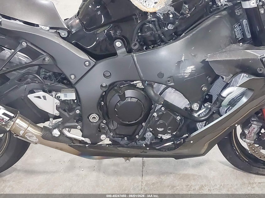 2023 Kawasaki Zx VIN JKBZXVM12PA004516 IAAI salvage auction — LEFT & RIGHT, Salvage Title, sold $3,700 on 2026-07-10 (photo 8)