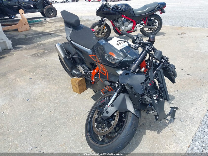 2026 Ktm 990 VIN VBKR99407TM911997 IAAI salvage auction — UNKNOWN, Certificate Of Destruction (Florida), sold $800 on 2026-07-14 (photo 1)