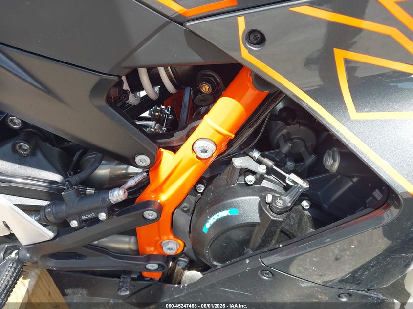 2026 Ktm 990 VIN VBKR99407TM911997 IAAI salvage auction — UNKNOWN, Certificate Of Destruction (Florida), sold $800 on 2026-07-14 (photo 8)