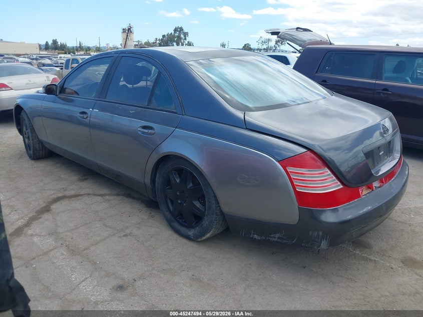 2004 Maybach 57 VIN WDBVF78J64A000495 IAAI salvage auction — FRONT & REAR, Salvage (California), sold $15,500 on 2026-07-22 (photo 3)