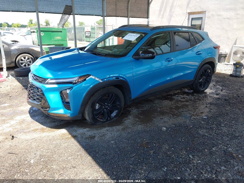 2025 Chevrolet Trax VIN KL77LKEP3SC050199 IAAI salvage auction — RIGHT FRONT, Salvage Title, sold $7,300 on 2026-07-27 (photo 2)