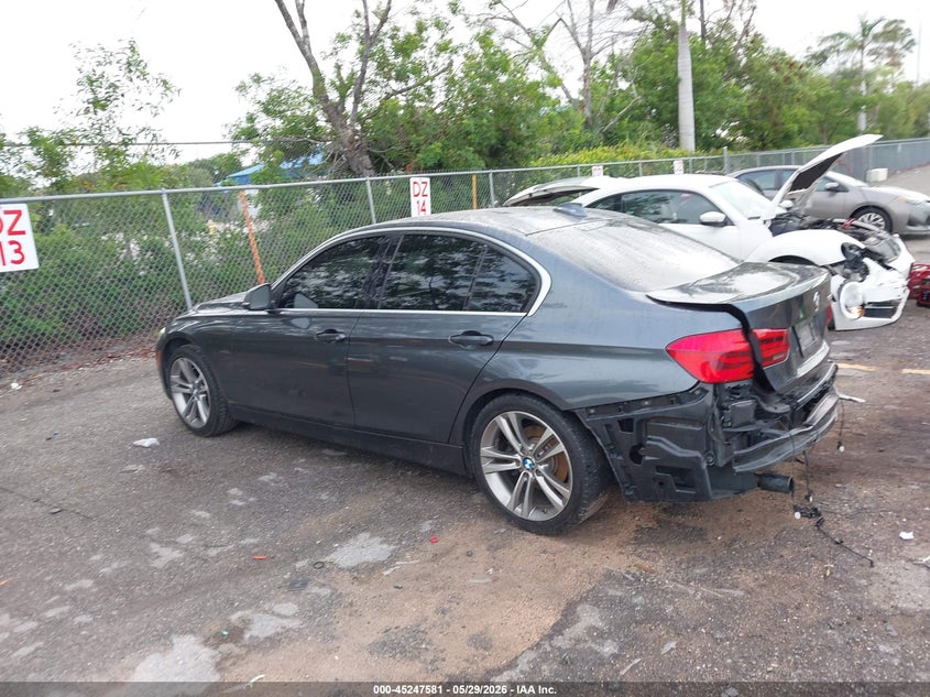 2017 BMW 3er VIN WBA8E5C56HK388728 IAAI salvage auction — REAR END, Salvage Title, sold $2,050 on 2026-07-29 (photo 3)