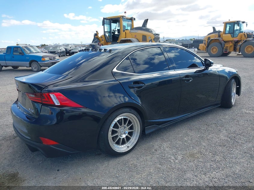 2014 Lexus Is VIN JTHBF1D27E5008727 IAAI salvage auction — LEFT SIDE, Salvage Title, sold $3,550 on 2026-07-09 (photo 4)