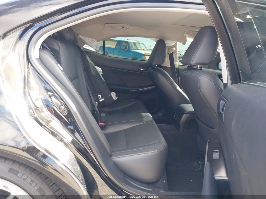 2014 Lexus Is VIN JTHBF1D27E5008727 IAAI salvage auction — LEFT SIDE, Salvage Title, sold $3,550 on 2026-07-09 (photo 8)