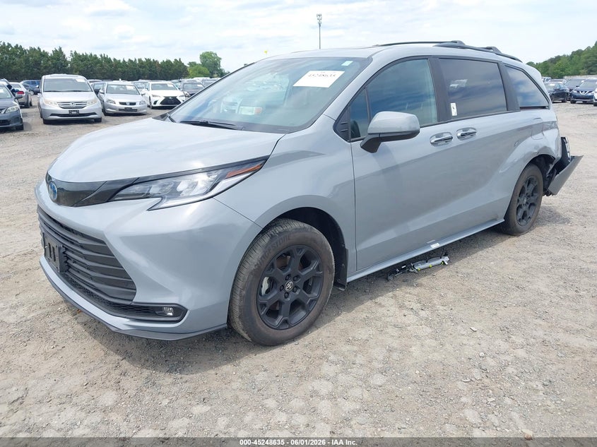 2025 Toyota Sienna VIN 5TDCSKFC8SS201682 IAAI salvage auction — REAR END, Salvage (Virginia), sold $17,000 on 2026-07-30 (photo 2)