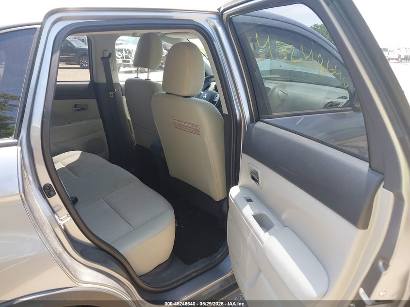 2017 Mitsubishi Outlander VIN JA4AR3AU3HZ001089 IAAI salvage auction — FRONT END, Salvage Title, sold $3,400 on 2026-07-08 (photo 8)