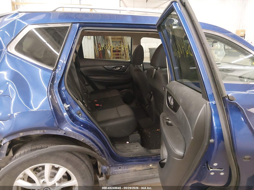 2017 Nissan Rogue VIN KNMAT2MV8HP557836 IAAI salvage auction — REAR END, Salvage (Minnesota), sold $1,375 on 2026-07-28 (photo 8)