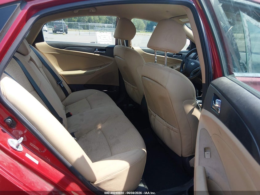 2014 Hyundai Sonata VIN KMHEC4A40EA117774 IAAI salvage auction — LEFT SIDE, Salvage Title, sold $1,300 on 2026-07-15 (photo 8)