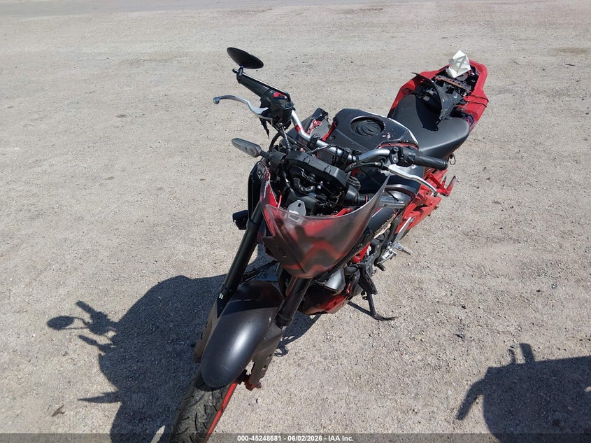 2025 Yamaha VIN MH3RH28E7SK001683 IAAI salvage auction — THEFT, Salvage (Texas), sold $525 on 2026-07-28 (photo 2)