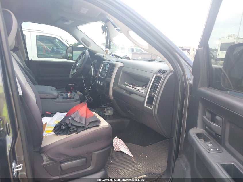 2014 Ram 2500 VIN 3C6UR5CL8EG300180 IAAI salvage auction — UNKNOWN, Salvage Title, sold $9,700 on 2026-07-28 (photo 5)