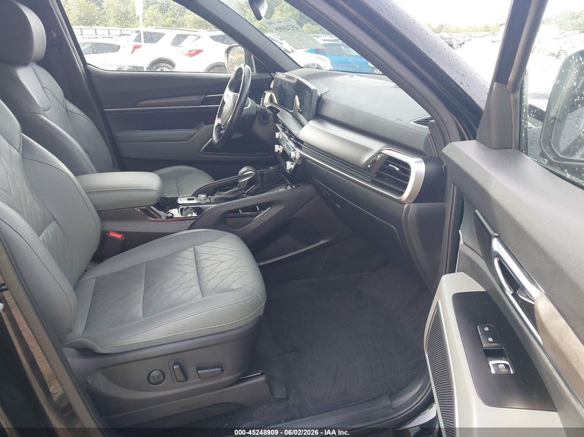 2023 Kia Telluride VIN 5XYP3DGC8PG330700 IAAI salvage auction — LEFT FRONT, Salvage Title, sold $7,800 on 2026-07-09 (photo 5)