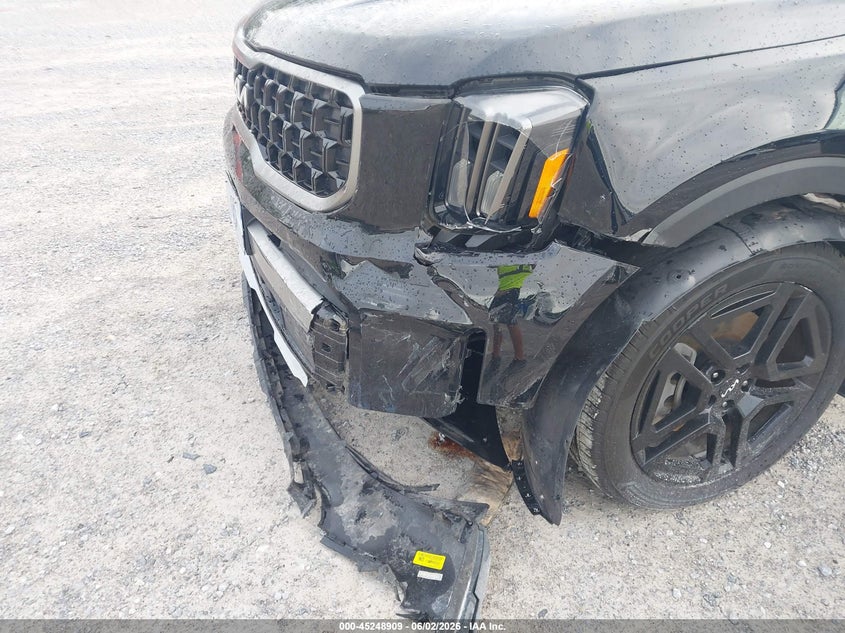 2023 Kia Telluride VIN 5XYP3DGC8PG330700 IAAI salvage auction — LEFT FRONT, Salvage Title, sold $7,800 on 2026-07-09 (photo 6)