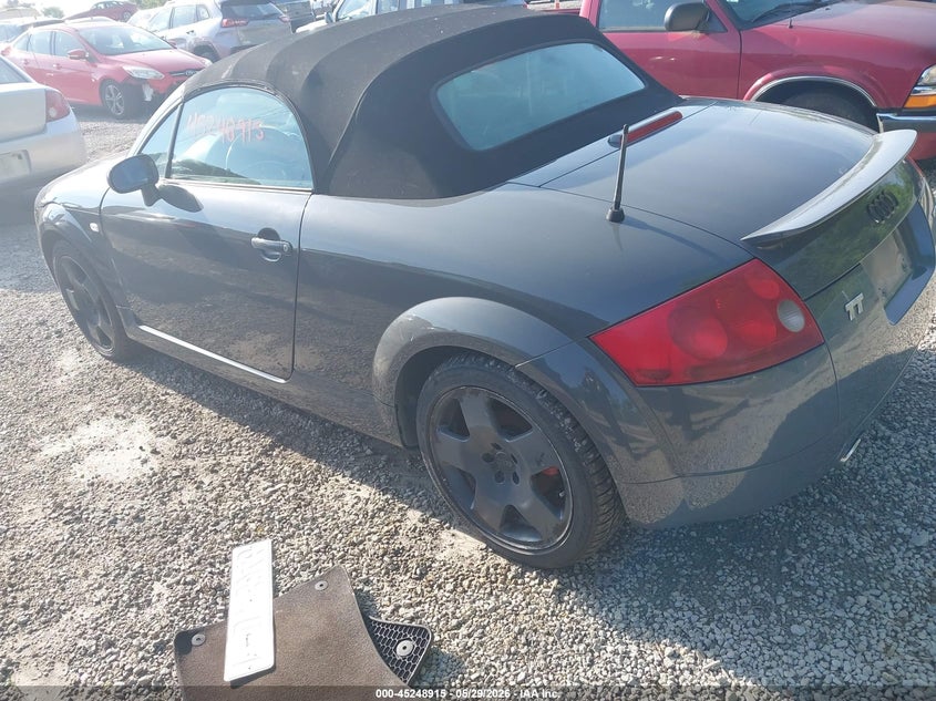 2001 Audi Tt VIN TRUUT28N611047362 IAAI salvage auction — NORMAL WEAR, Original (Ohio), sold $325 on 2026-07-14 (photo 3)