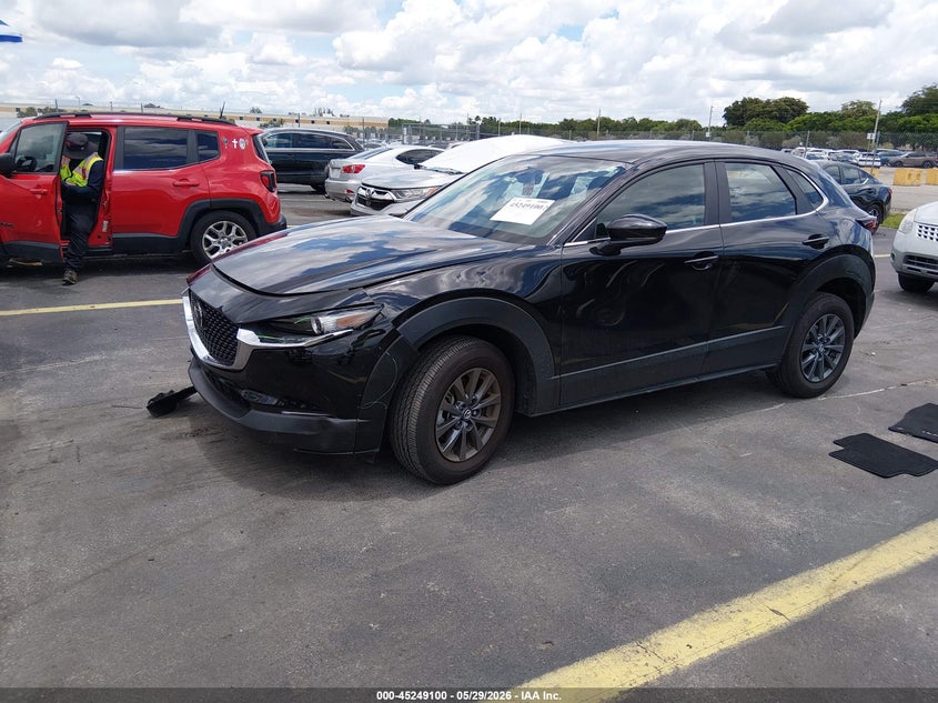 2024 Mazda Cx-30 VIN 3MVDMBAM5RM672678 IAAI salvage auction — RIGHT FRONT, Salvage Title, sold $4,925 on 2026-07-09 (photo 2)