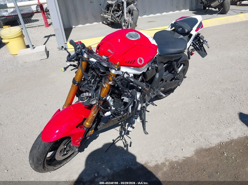2026 Yama Yzf-r7 VIN JYARM60Y5TA000302 IAAI salvage auction — FRONT & REAR, Salvage (California), sold $1,150 on 2026-07-08 (photo 2)