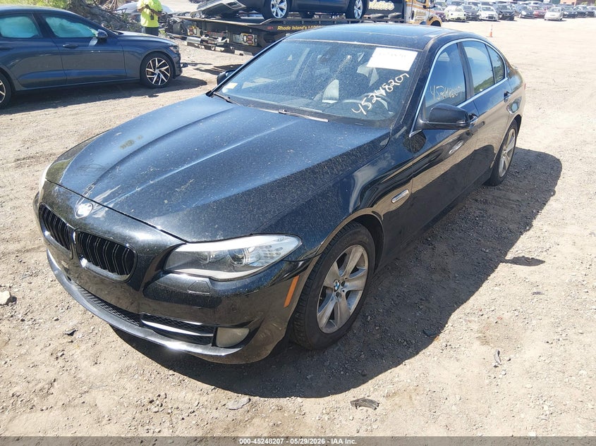 2012 BMW 5er VIN WBAXG5C53CDX03536 IAAI salvage auction — WATER/FLOOD, Salvage (Rhode Island), sold $375 on 2026-08-04 (photo 2)