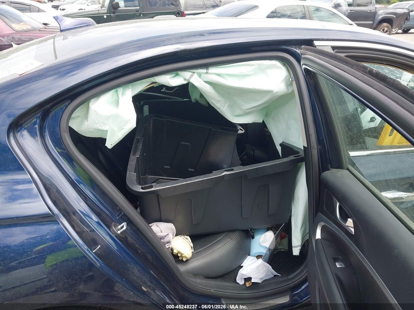 2021 Genesis G70 VIN KMTG64LA6MU075195 IAAI salvage auction — BIO HAZARD, Salvage Title, sold $200 on 2026-07-07 (photo 8)