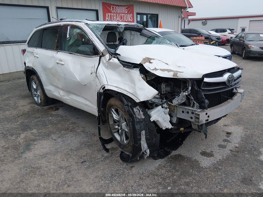 2015 Toyota Highlander VIN 5TDDKRFH1FS179958 IAAI salvage auction — FRONT & REAR, Salvage Title, sold $1,150 on 2026-07-23 (photo 1)