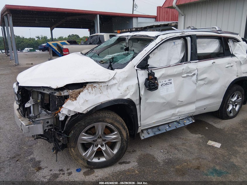 2015 Toyota Highlander VIN 5TDDKRFH1FS179958 IAAI salvage auction — FRONT & REAR, Salvage Title, sold $1,150 on 2026-07-23 (photo 6)