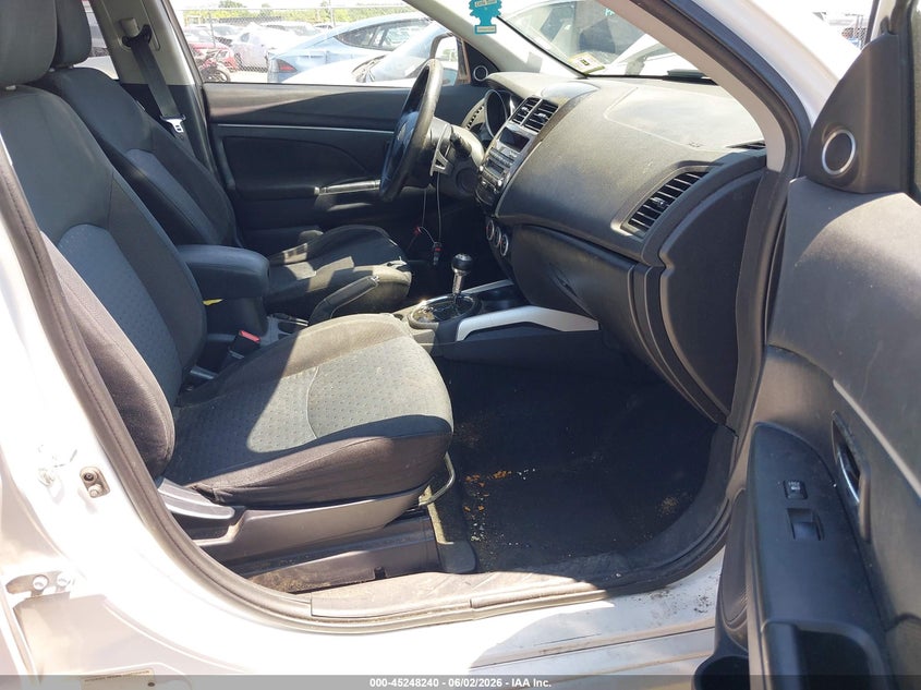 2011 Mitsubishi Outlander VIN JA4AR4AU9BZ017911 IAAI salvage auction — FRONT END, Salvage (New Jersey), sold $625 on 2026-07-12 (photo 5)