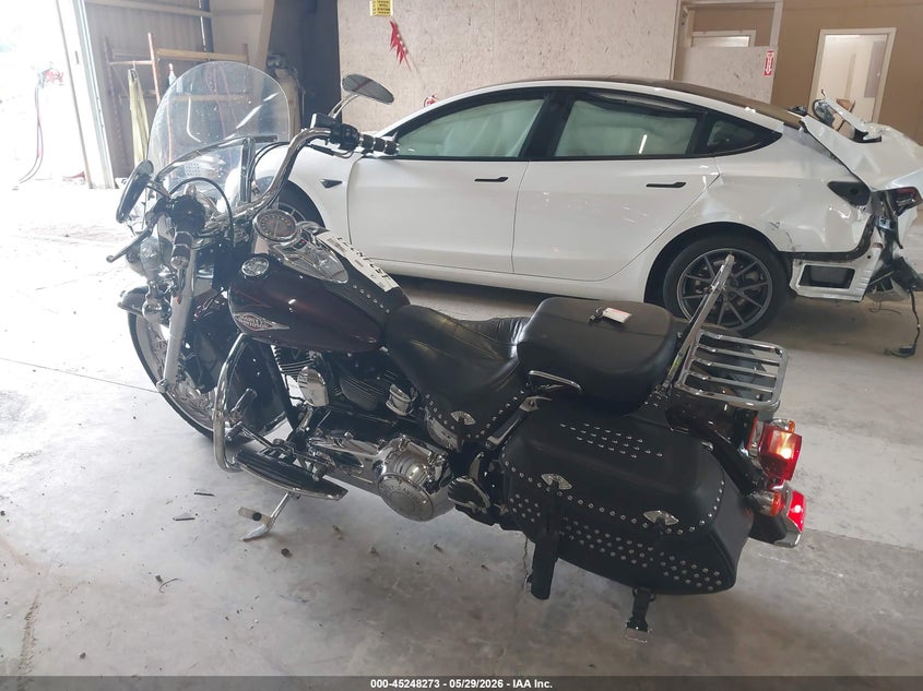 2011 Harley-davidson Flstc VIN 1HD1BW531BB019022 IAAI salvage auction — REAR END, Salvage (Tennessee), sold $3,400 on 2026-07-07 (photo 3)