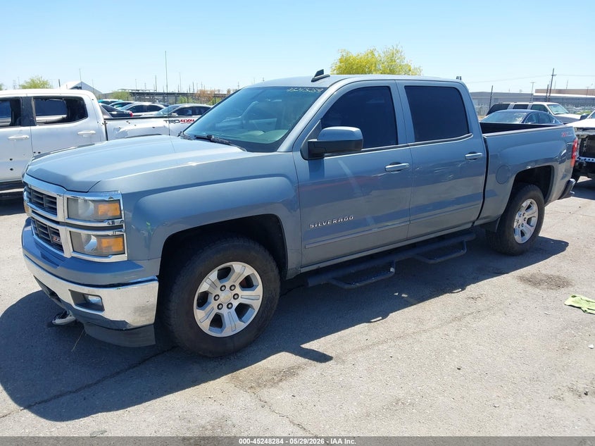 2015 Chevrolet Silverado VIN 3GCUKREC0FG494383 IAAI salvage auction — RIGHT FRONT, Salvage Title, sold $7,200 on 2026-07-09 (photo 2)