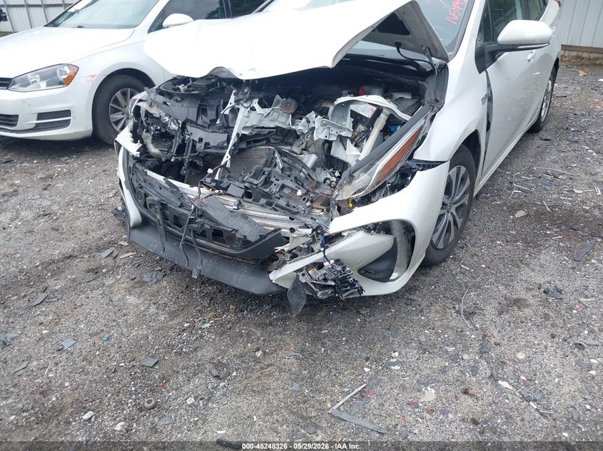 2021 Toyota Prius VIN JTDKAMFP1M3165495 IAAI salvage auction — BIO HAZARD, Salvage Title, sold $3,650 on 2026-07-29 (photo 6)