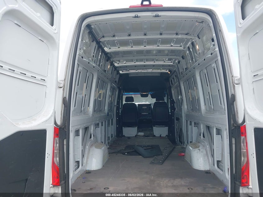 2021 Mercedes-benz Sprinter VIN W1Y4ECHY8MT068366 IAAI salvage auction — RIGHT SIDE, Original (Texas), sold $20,575 on 2026-07-31 (photo 8)