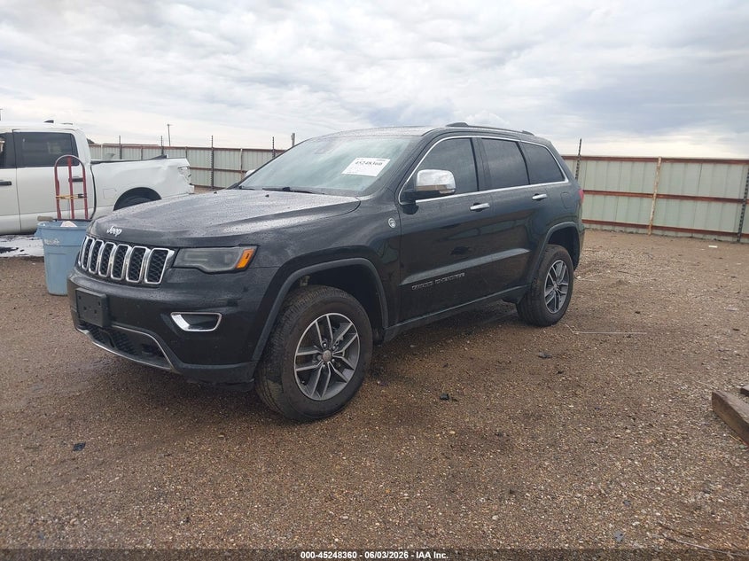 2017 Jeep Grand cherokee VIN 1C4RJFBG7HC880089 IAAI salvage auction — SIDE, Salvage Title, sold $3,900 on 2026-07-09 (photo 2)