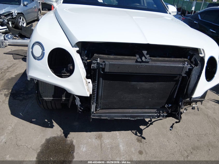 2017 Bentley Bentayga VIN SJAAC2ZV0HC012621 IAAI salvage auction — FRONT END, Salvage Title, sold $40,750 on 2026-08-27 (photo 6)