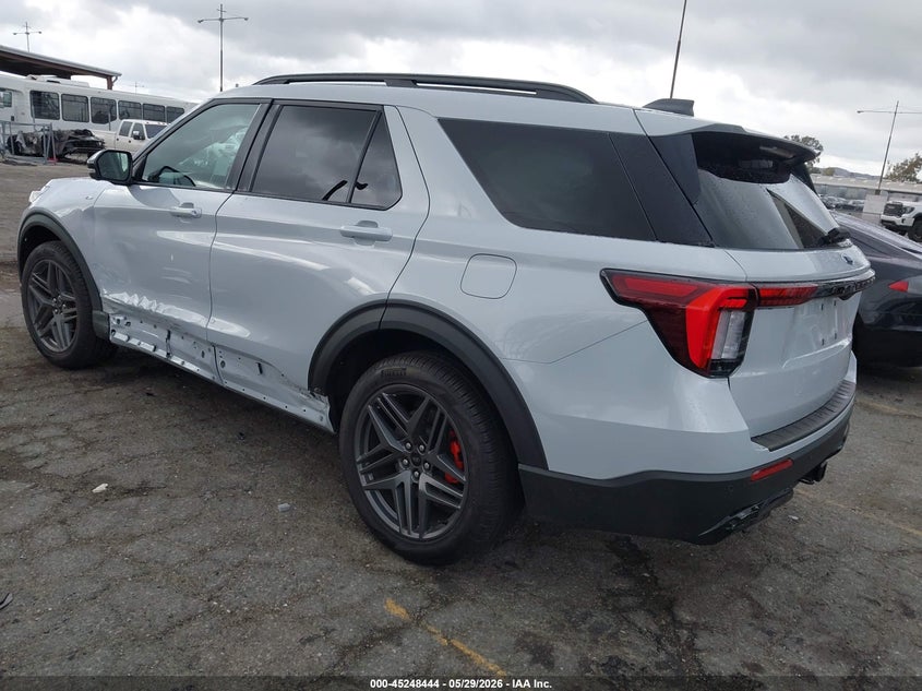 2026 Ford Explorer VIN 1FMUK7KH8TGA30359 IAAI salvage auction — SIDE, Wait Title, sold $16,900 on 2026-08-01 (photo 3)