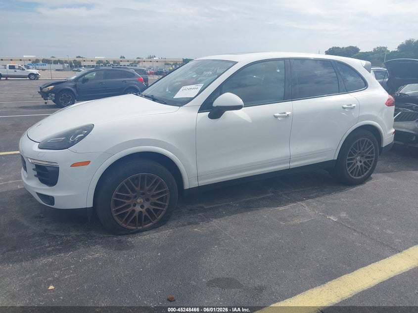 2017 Porsche Cayenne VIN WP1AA2A29HKA82869 IAAI salvage auction — RIGHT FRONT, Salvage Title, sold $8,200 on 2026-07-30 (photo 2)