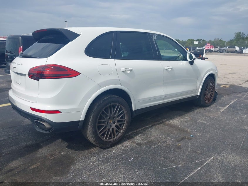2017 Porsche Cayenne VIN WP1AA2A29HKA82869 IAAI salvage auction — RIGHT FRONT, Salvage Title, sold $8,200 on 2026-07-30 (photo 4)