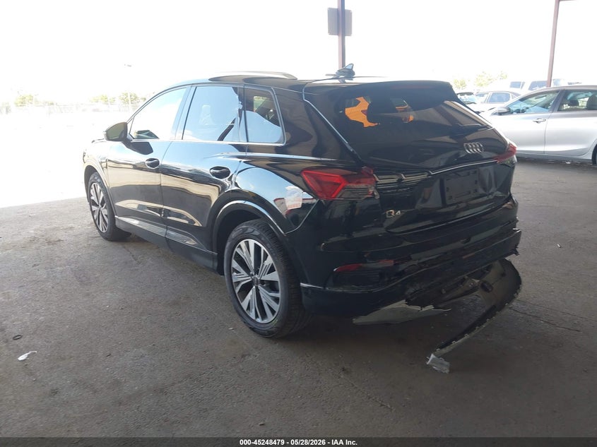 2023 Audi Q4 e-tron VIN WA1BCBFZXPP023296 IAAI salvage auction — RIGHT FRONT, Salvage Title, sold $8,125 on 2026-07-30 (photo 3)