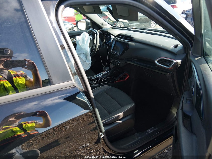 2023 Chevrolet Trailblazer VIN KL79MTSL4PB128970 IAAI salvage auction — RIGHT FRONT, Salvage Title, sold $5,150 on 2026-07-09 (photo 5)