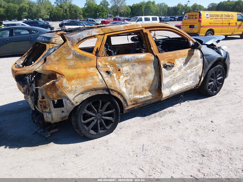 2017 Hyundai Tucson VIN KM8J33A22HU504630 IAAI salvage auction — EXTERIOR BURN, Salvage Title, sold $25 on 2026-07-21 (photo 4)